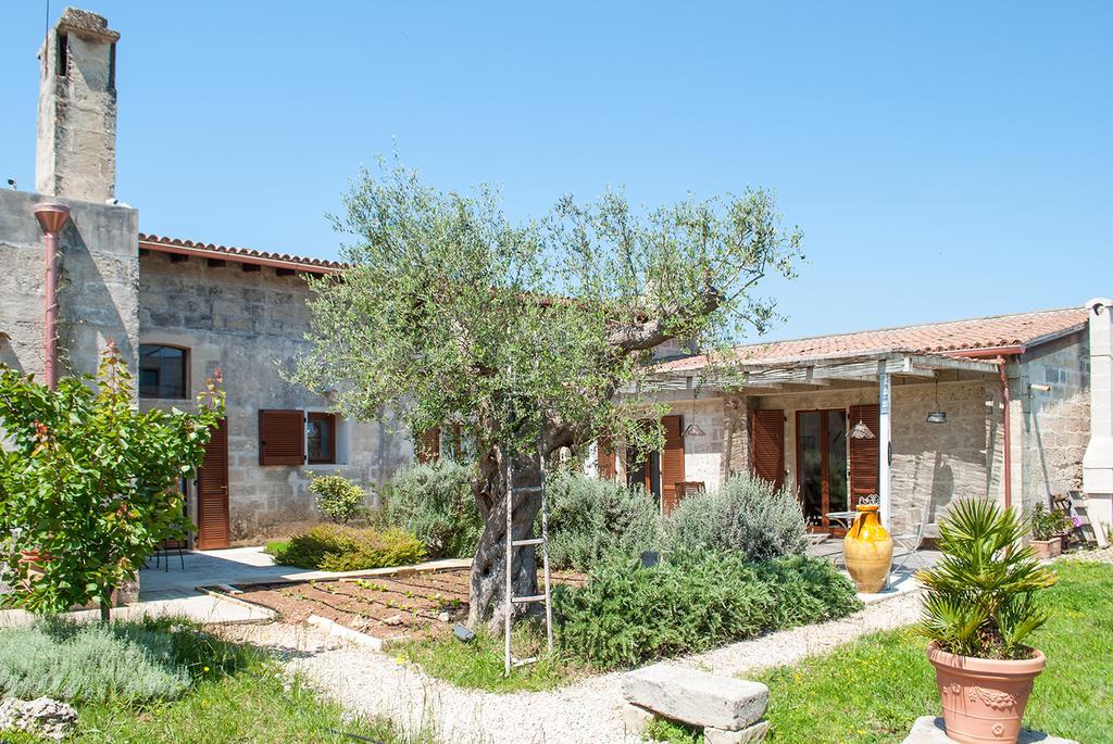 Masseria Dei 12 Granai Minervino di Lecce Esterno foto