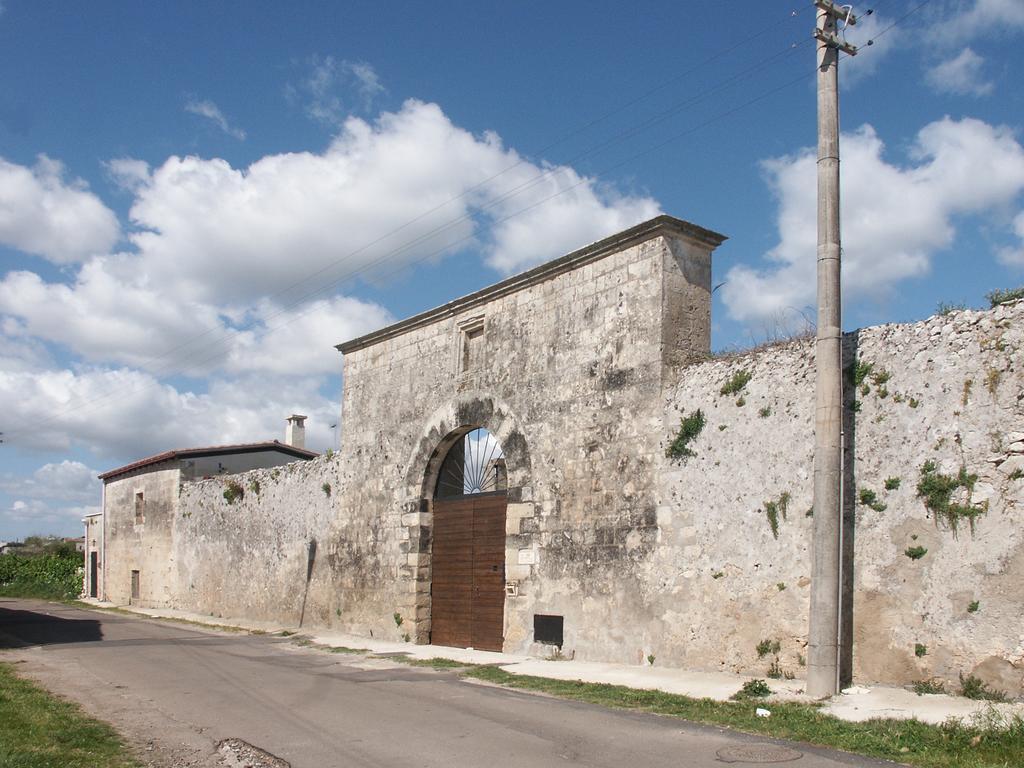 Masseria Dei 12 Granai Minervino di Lecce Esterno foto
