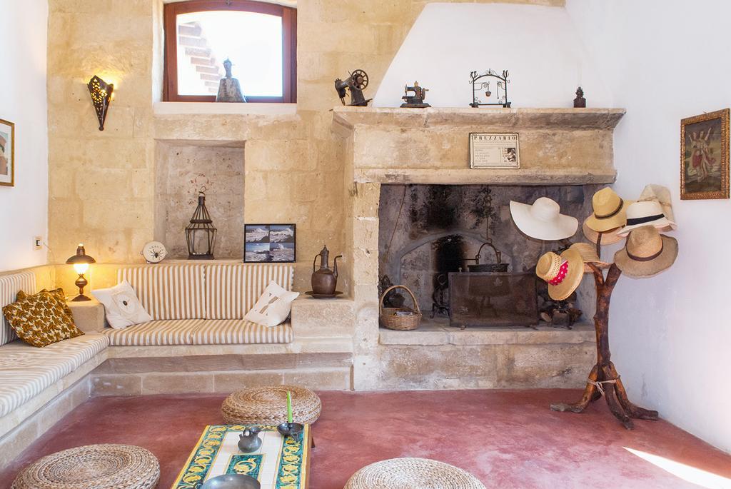 Masseria Dei 12 Granai Minervino di Lecce Esterno foto