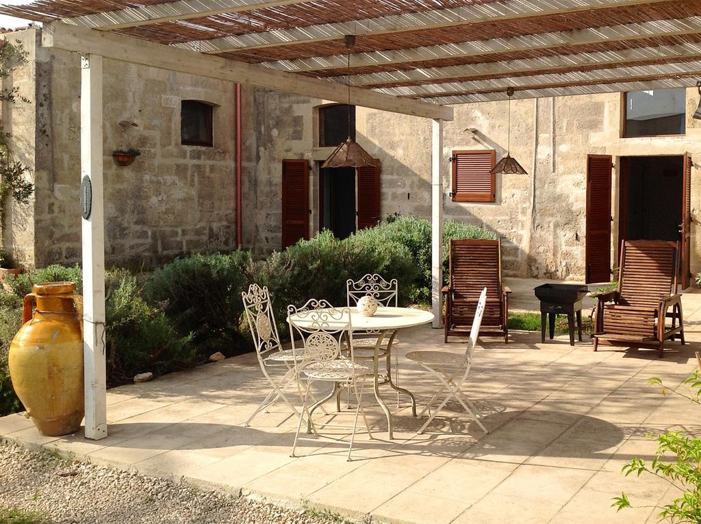Masseria Dei 12 Granai Minervino di Lecce Esterno foto