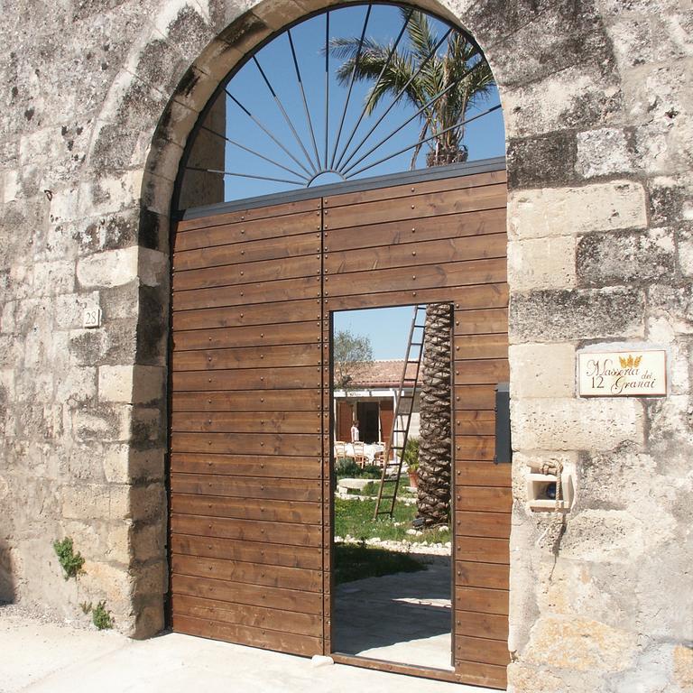 Masseria Dei 12 Granai Minervino di Lecce Esterno foto